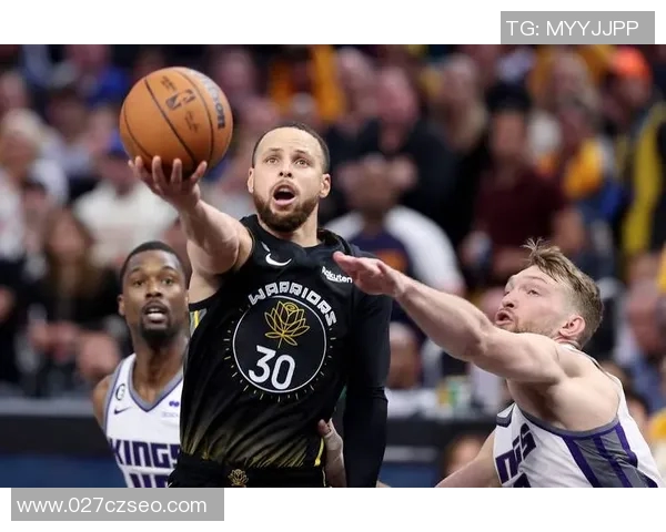 勇士与湖人2014年圣诞大战回顾激情对决引发球迷热议