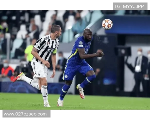 卢卡库的逆袭之路：从低谷到巅峰的奋斗故事与足球梦想